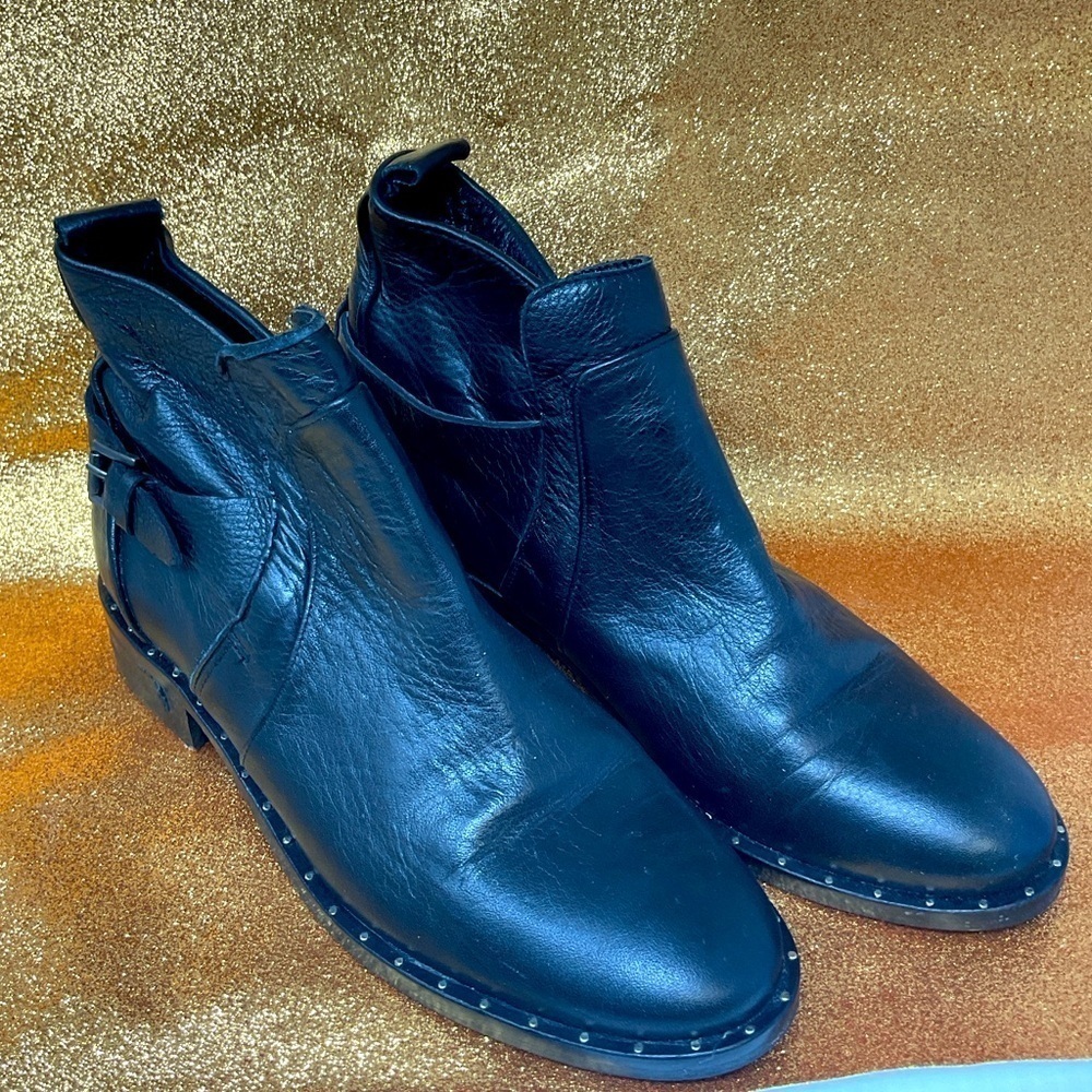 Freda Salvator ankle boots black leather US 5